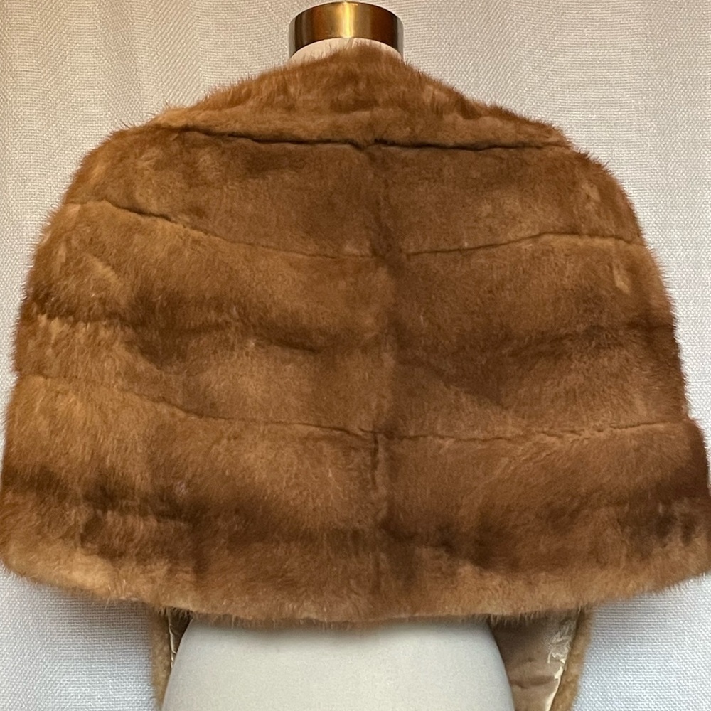 Vintage mink shawl - Picture 2 of 7